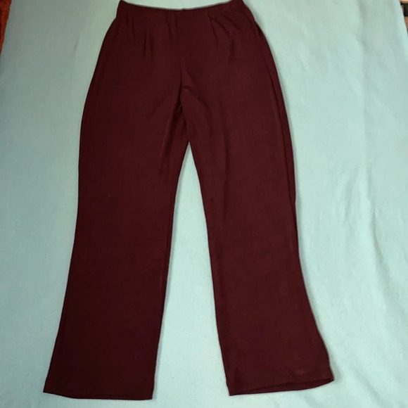 CHICO’S TRAVELERS pull on pant stretchy wrinkle free wine burgundy NEW size 8-10 - Picture 2 of 10